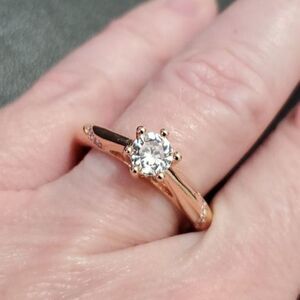 Rose gold plated rhinestone ring approx size 7